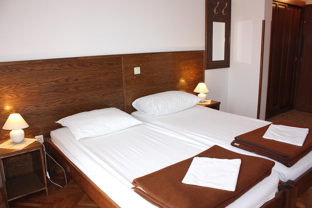 Mb Bed&Breakfast Pag Town Værelse billede